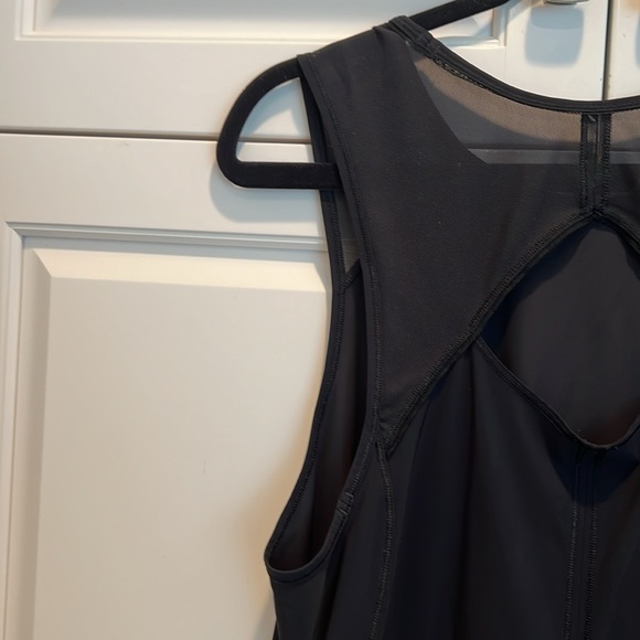 Lululemon black size 12 mesh Back keyhole loosefitting top. Very good shape. 👍 - Picture 7 of 10